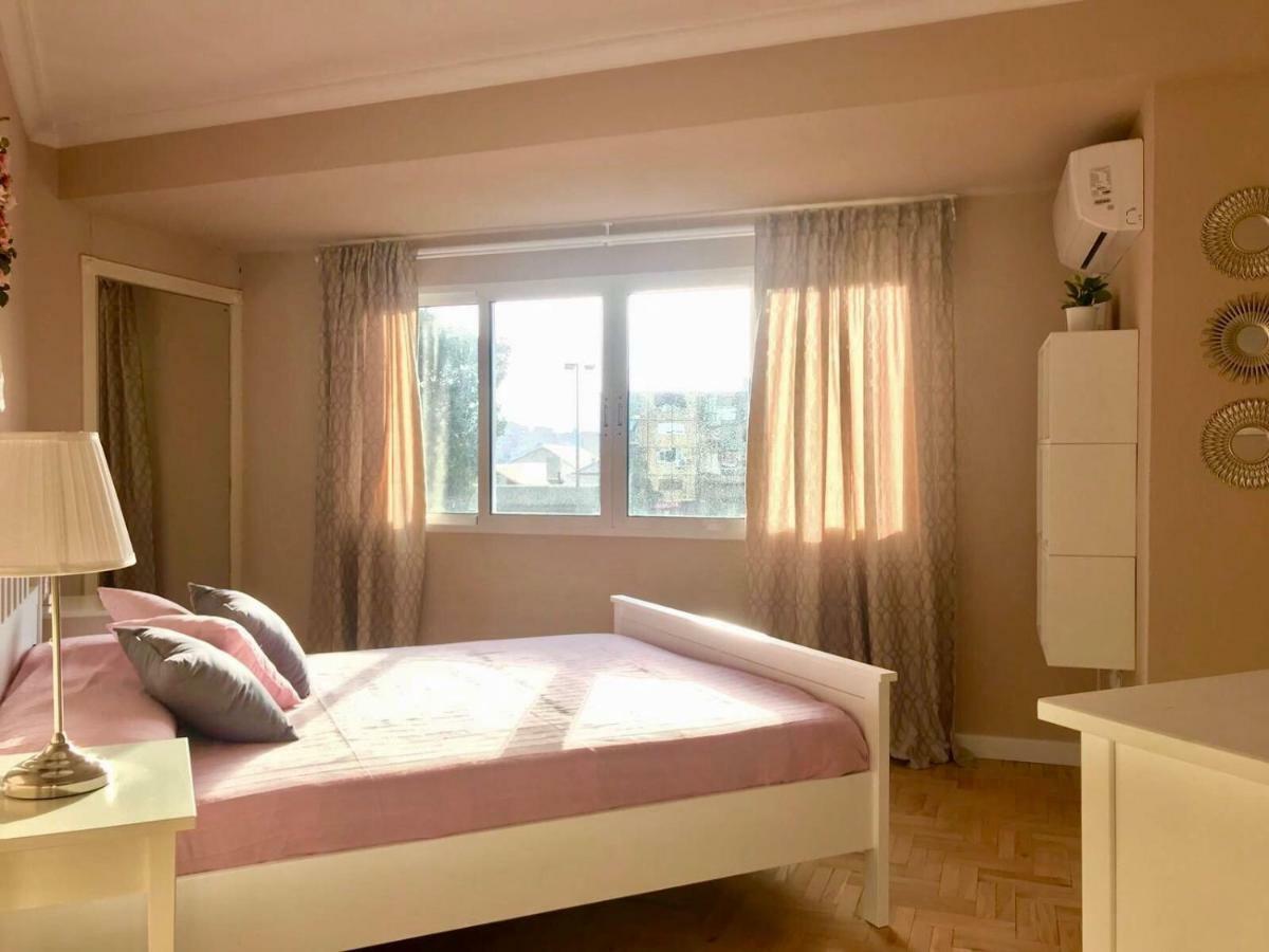 Cosy Apartment In City Center Alicante Ngoại thất bức ảnh