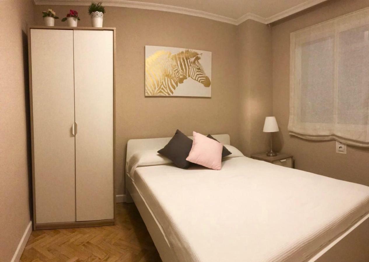 Cosy Apartment In City Center Alicante Ngoại thất bức ảnh